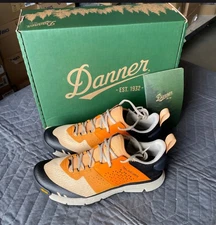 DANNER® TRAIL 2650 CAMPO WOMEN'S SIZING YAM HIKE BOOTS 68943  - NEW