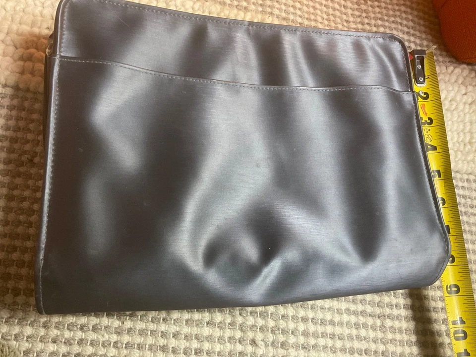 Bolso/estuche vintage Mary Kay negro muestra Foto 4 de 4