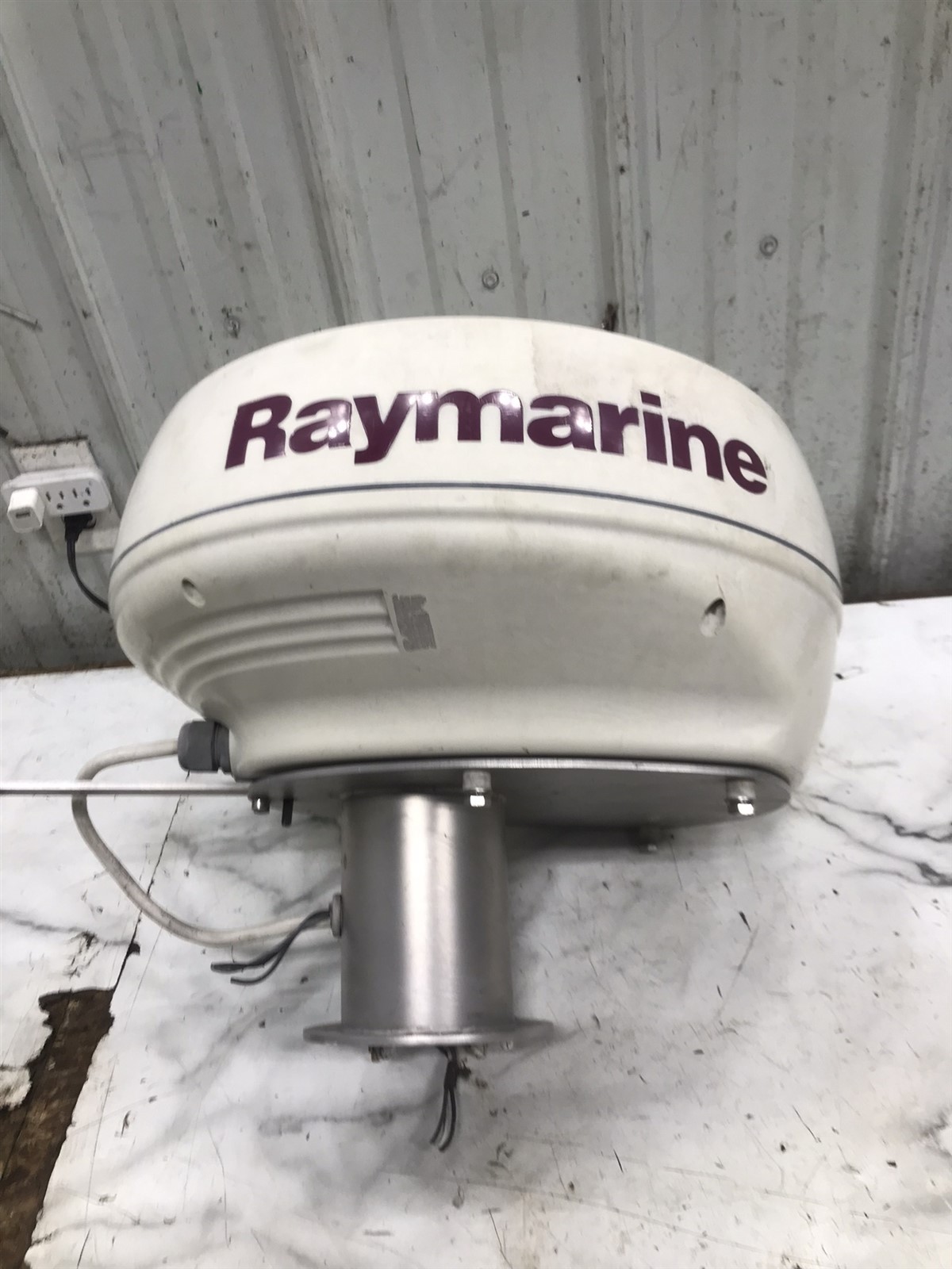 03 Doral 360 SE Boat Raytheon RayMarine radar dome M92650