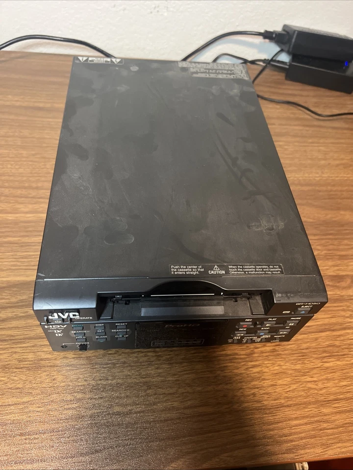 JVC BR-HD50U ProHD HDV, Mini DV HD Video Cassette Recorder NO POWER CORD - Image 2 of 3