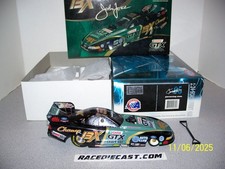 JOHN FORCE 1/24 "13X CHAMPION" CASTROL GTX MUSTANG FUNNY CAR 2005 ACT