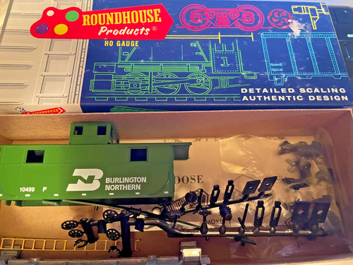 Casa redonda HO Burlington Northern de colección. Caboose #3473 nuevo sin montar | Zustand: New