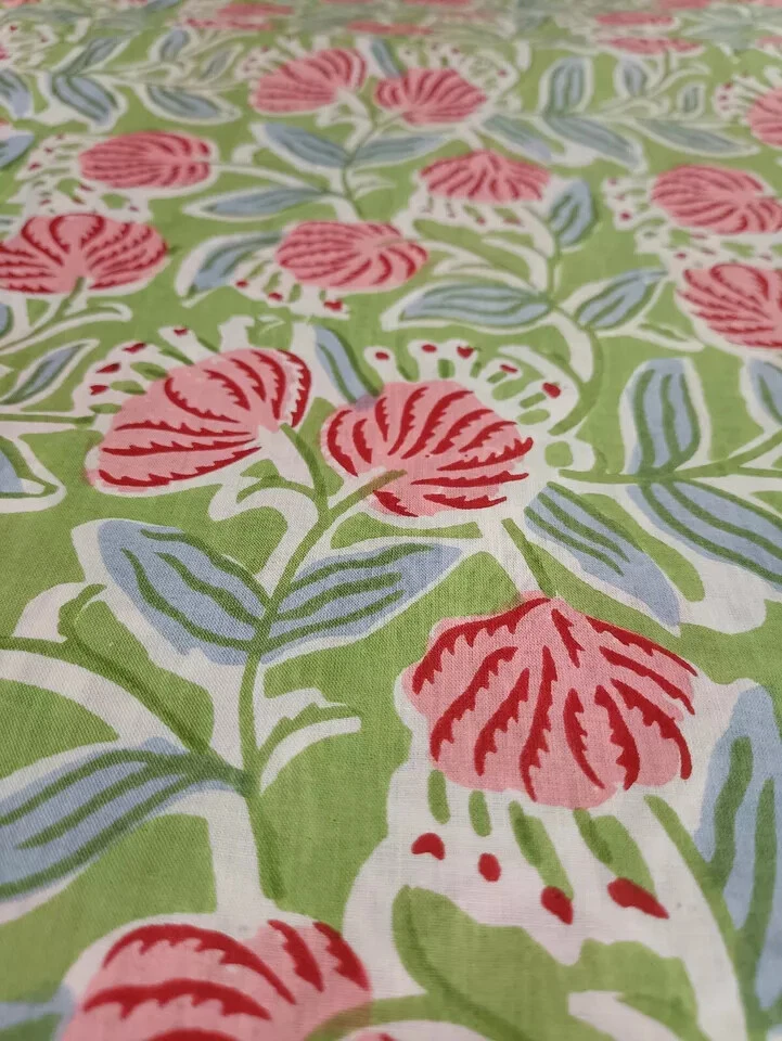 25 Yards Fabric Indian Green Floral Hand Printed Cotton Fabric Sewing Fabrics - Image 3 of 4
