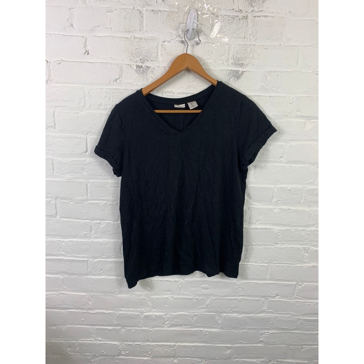 Max Studio Women's Regular Fit V-Neck T-Shirt Short Sleeve