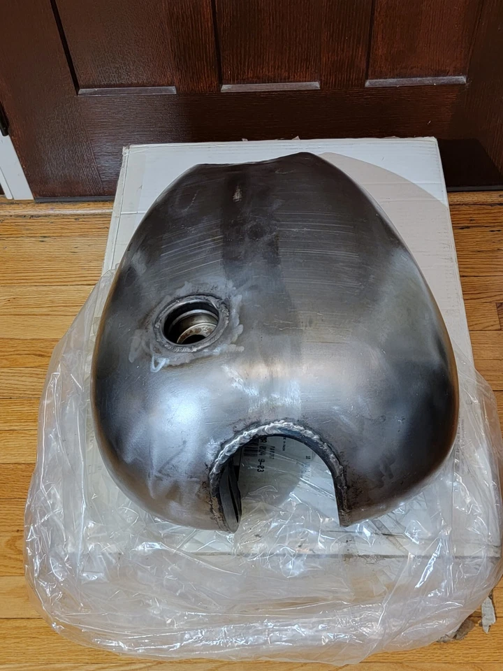 Harley Davidson Softail 2000 + arriba tanque de gasolina estirado - John Reed 1 pieza Regencia Foto 2 de 4