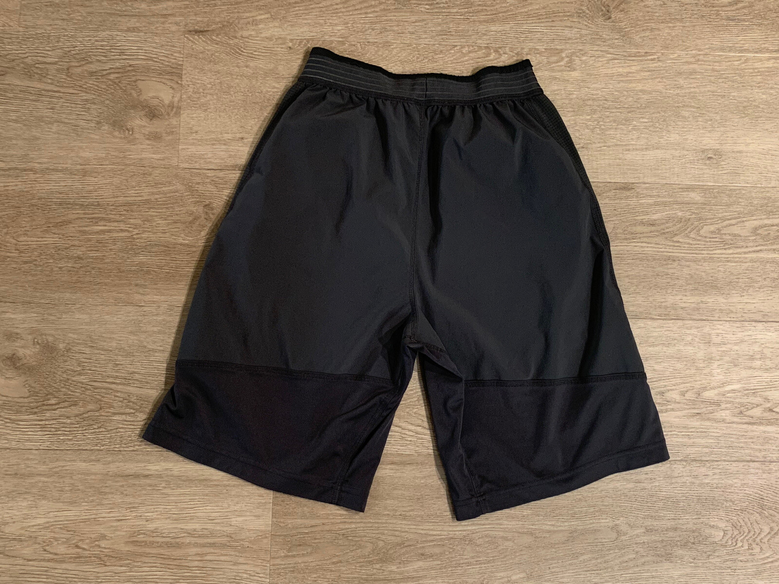 Nike Shorts Mens Small Gray Swoosh Logo Pockets Draws… Gem