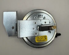 Carrier Gas Furnace Pressure Switch PPS10007-2116, HK06WC086 **Q64**