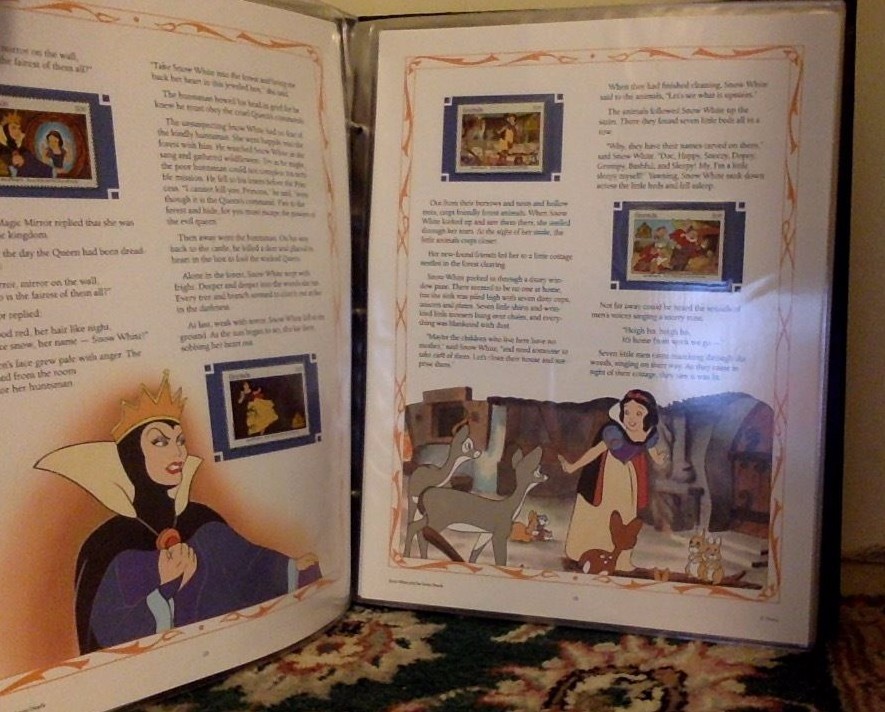 注目Classic Disney Movies Collector Panels Stamp Set. Classic Disney Movies. Collector Panels. Postal
