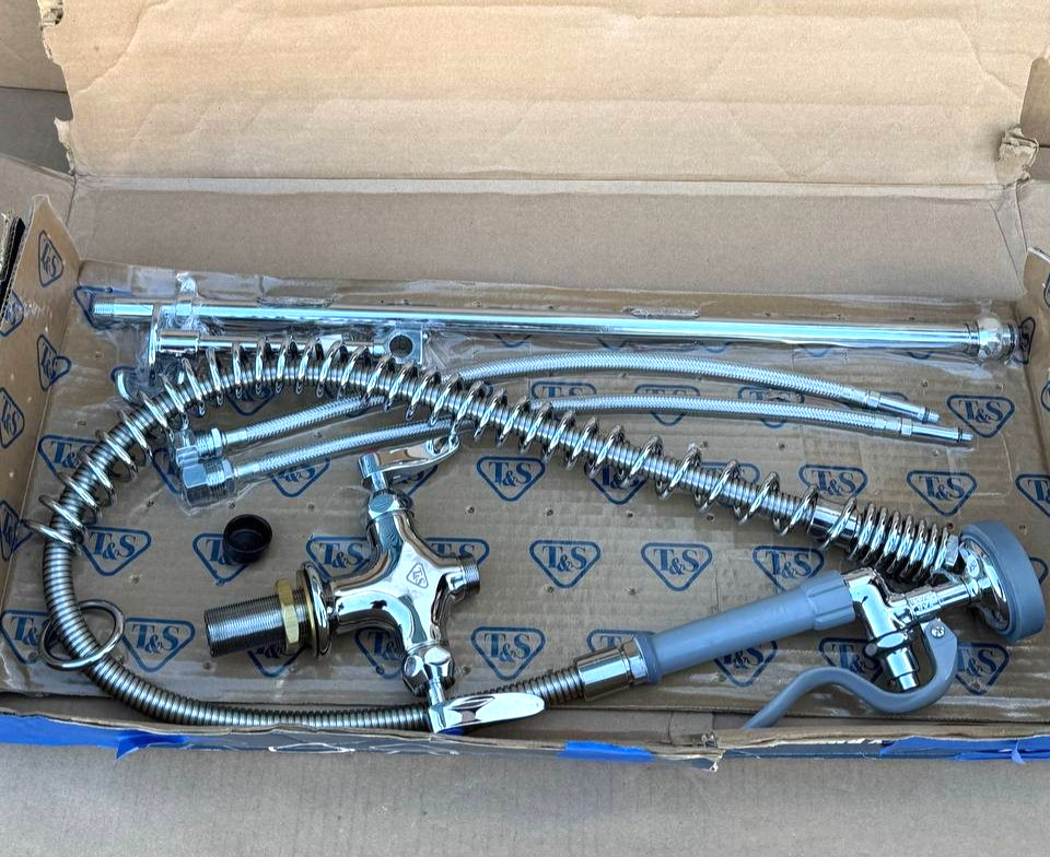 T&S Brass Wall Mount Pre Rinse Faucet Polished Chrome B-0133-12-CR-B Incomplete