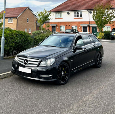 Mercedes-Benz Mercedes C Class 220D AMG Sport 7G Tronig 7SPEED Automatic 200BHP V5 Ful 2011