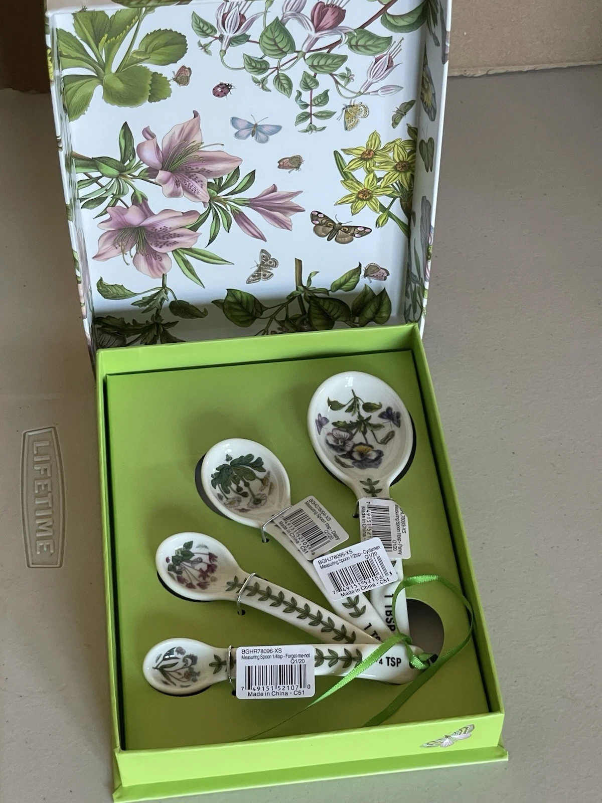 PORTMEIRION BOTANIC GARDEN SET OF 4 PORCELAIN MEASURING SPOONS