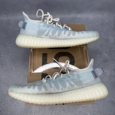 Size 10.5M/12W - adidas Yeezy Boost 350 V2 Mono Ice *pre-owned* SIZE 10.5 GW2869
