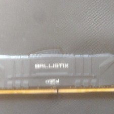 Crucial Ballistix DDR4-3200 8GB DIMM RAM w/XMP BL8G32C16U4B.8FE Black