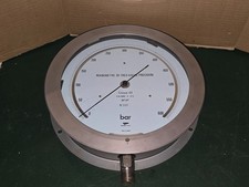 MANOMETRE DE TRES HAUTE PRECISION BOURDON SEDEME MTHP n°2321 Diametre 27.5 CM