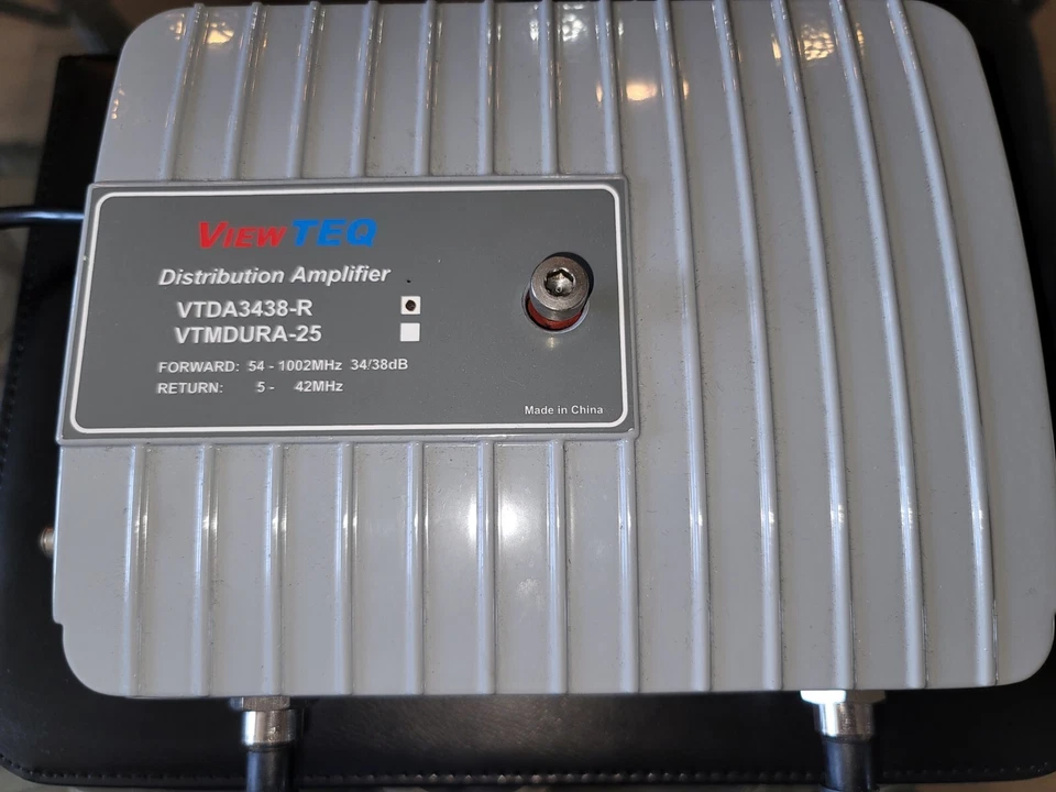 ViewTEQ Two Way Broadband Distribution Amplifier 1GHz MDU AMP Model VTMDU-34/38R - Image 3 of 4