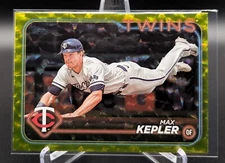 Max Kepler 2024 Topps Series 2 Yellow Crackle /50 #570 SSP Twins
