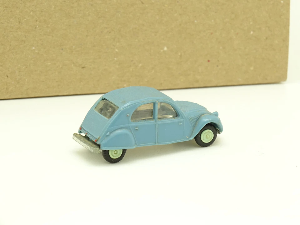 Norev Micro Miniature 1/86 HO - Citroen 2CV Blu - Immagine 2 di 3