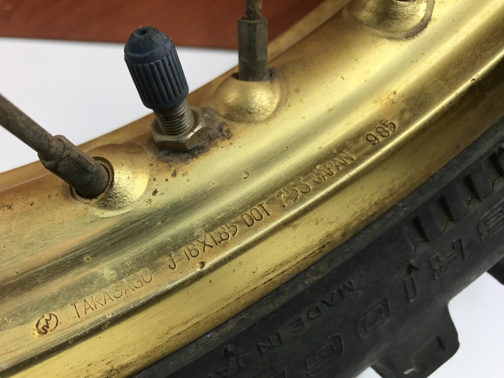 86 87 Yamaha YZ 125 YZ125 OEM Gold Rear Wheel Rim Hub Spokes Tire 18 86 87 Yamaha YZ 125 YZ125 OEM Gold Rear Wheel Rim Hub Spokes Tire 18
