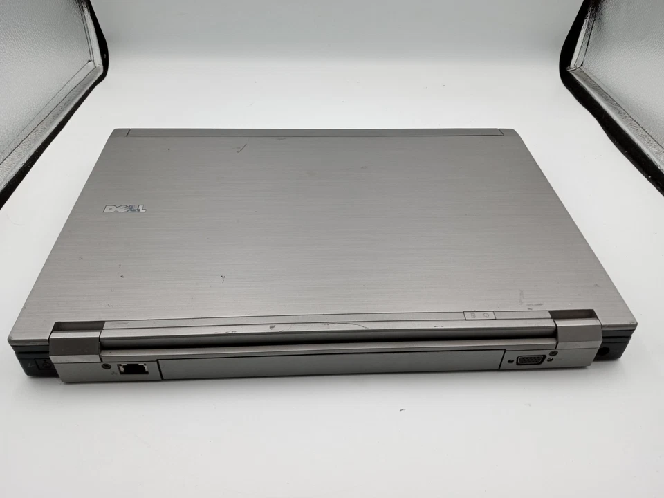 Dell Latitude e6510 15" Laptop Intel i7-720Q 4GB RAM 320GB HDD WinXP - READ -RR - Image 4 of 4
