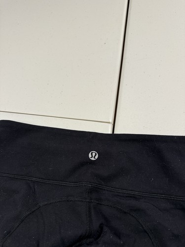 Lululemon Leggings Womens 6 Yoga Run Jogger Crop Capri Lace Bottom Slim Black - Picture 6 of 11