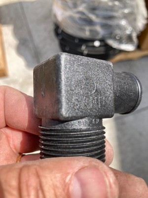 1'' NPT x 1'' Hose 90 deg Elbow Fitting; Composite Material Gann 88-EN