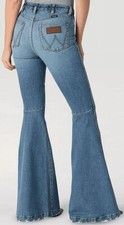 NWT Wrangler Retro Women's High Rise Trumpet Flare Stretch Jeans 31x36 112328296