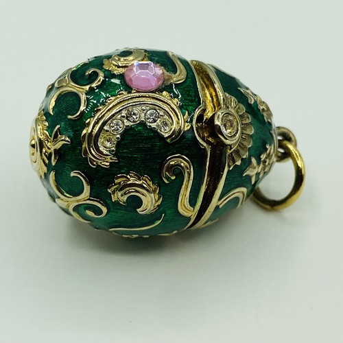 CLOISONNE ENAMEL EGG Pendant Green