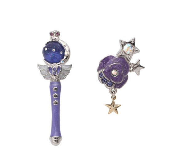 【新品】アナスイSailor Moonイヤリング＊アクセサリー＊earrings 新品】アナスイSailor Moonイヤリング＊アクセサリー＊earrings