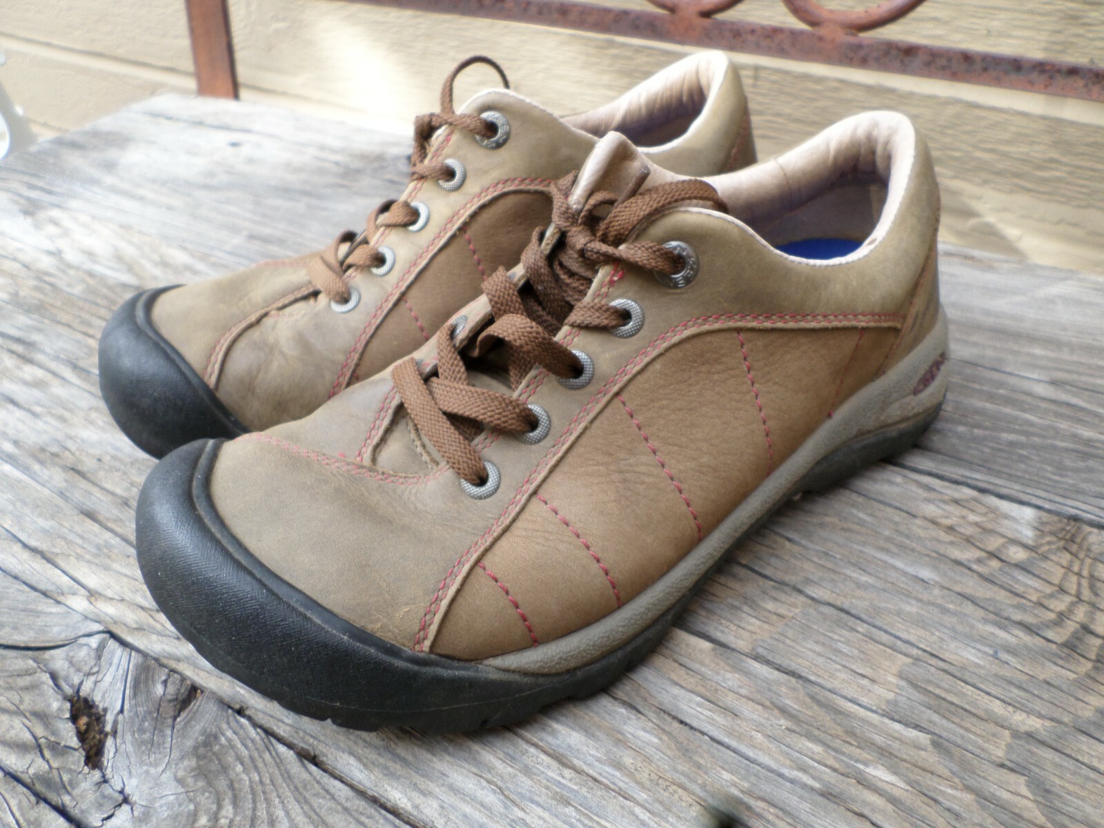 Scarpe casual escursionismo Keen in pelle marrone da donna 7 (37 5 euro)