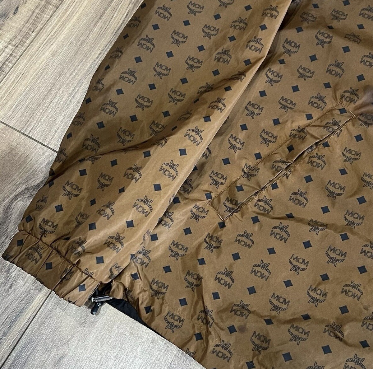 MCM Nylon Windbreaker M | eBay