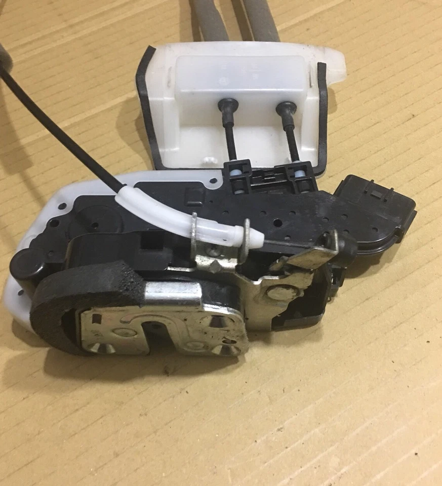 GARANTÍA DE POR VIDA 09 - 14 Nissan Máxima genuino cerradura de puerta actuador pestillo DELANTERO DERECHO Foto 4 de 4