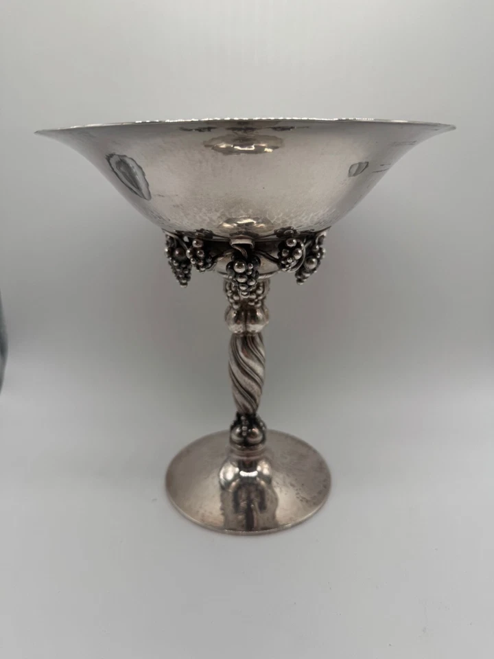 Antigua compota de uva Georg Jensen de plata de ley 263B Tazza circa 1915-1930 Foto 2 de 4