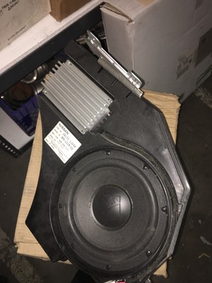 nissan juke subwoofer enclosure