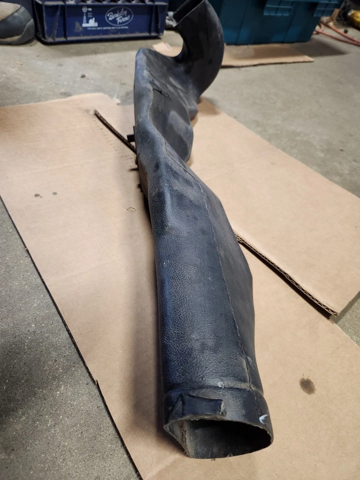 Plymouth Barracuda Dodge Challenger 1970-74 lado izquierdo conducto de ventilación de aire acondicionado carrocería eléctrica Mopar Foto 3 de 4