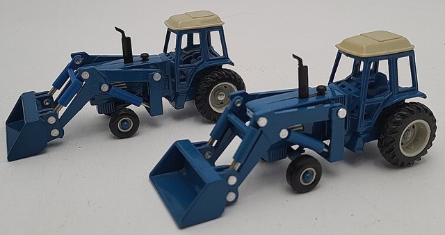 Ertl 828 1:64 Blue Vintage 1986 Ford TW-35 Tractor With Front End Loader [2] EX