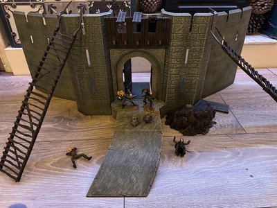 Der Herr der Ringe: Armeen von Mittelerde Schlacht bei Helms Tiefe (Play Along)