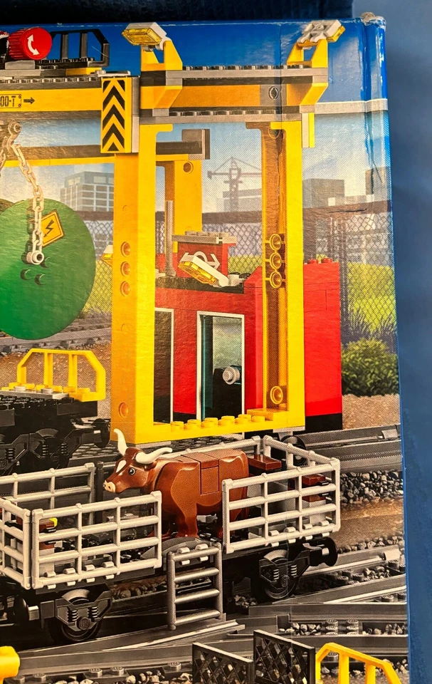Lego City: 60052 tren de carga con funciones eléctricas 2014 retirado ~ nuevo y sellado~ Foto 4 de 4