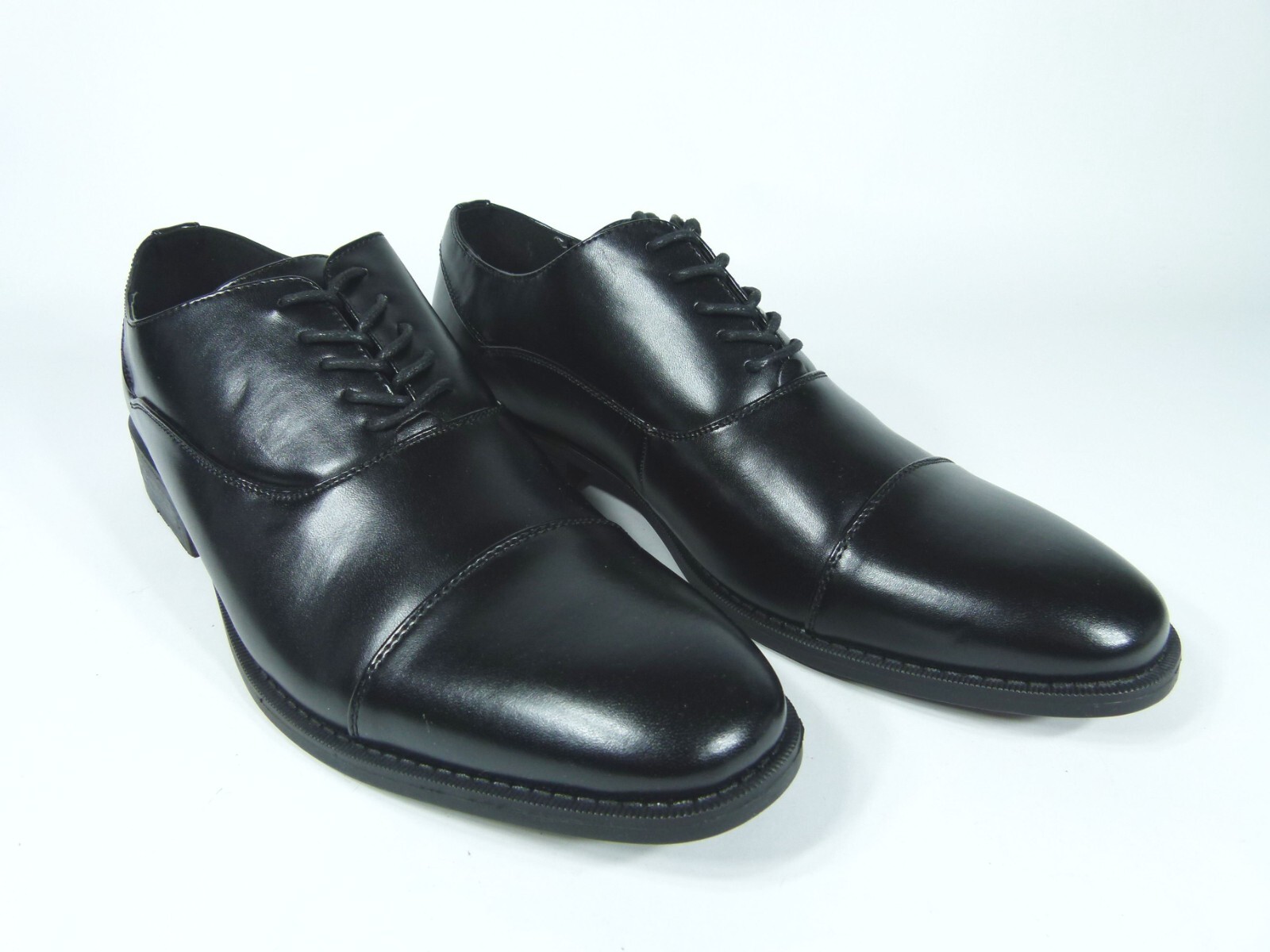 Unlisted by Kenneth Cole Mens Black 