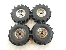 NEW: 4x Losi BOG HOG 1/8 RC Chevron Tires on 17mm hex Chrome Wheels w/ Hubcaps