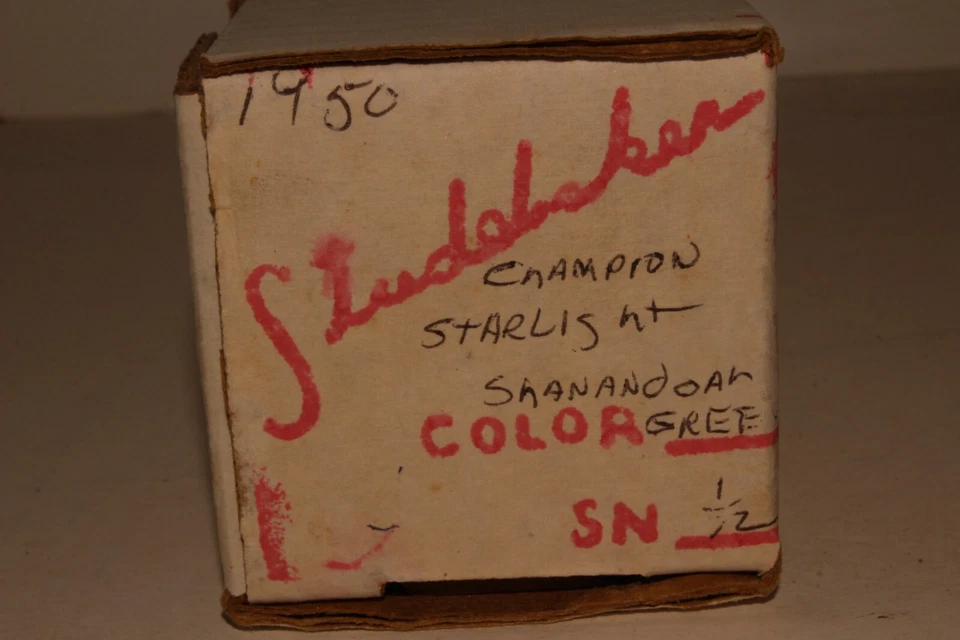 Shrock Bros 1950 Studebaker Commander Starlight Coupe with Box 1:72 Scale - Image 2 of 4