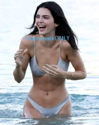 Gorgeous ''Celebrity/Model'' ''Kendall Jenner'' BIKINI ''Pin-Up'' PHOTO! #(40)