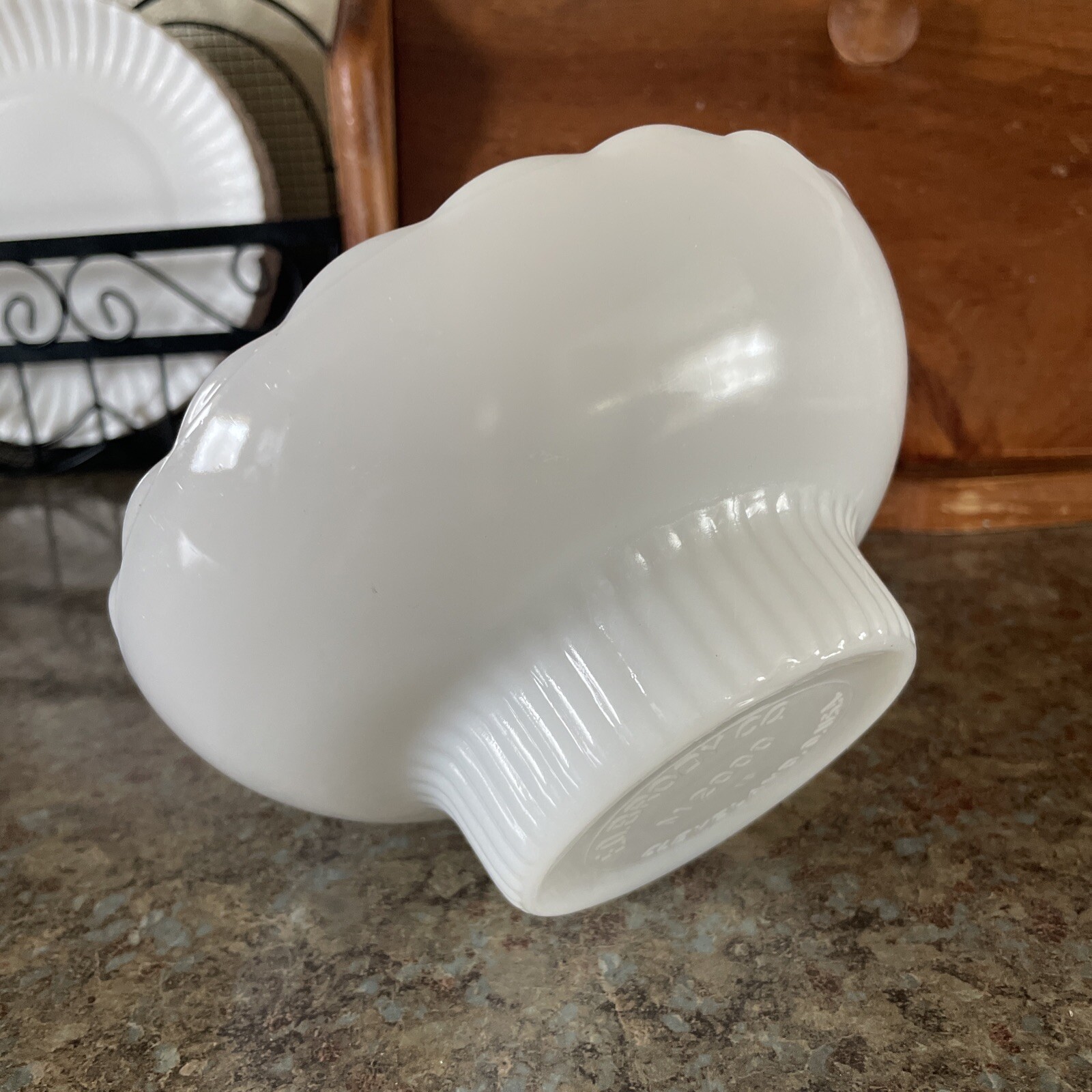 Vintage E.O. Brody Company Milk Glass Scalloped Candy Dish Bowl M2000