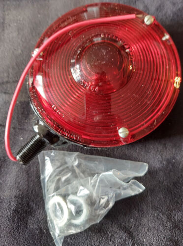 Signal-Stat 2701 Incandescent Red Round 4” 12V Pedestal Light Only - Picture 2 of 4
