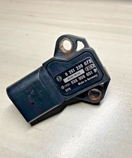 AUDI VW AIR INTAKE TURBOCHARGER MAP PRESSURE BOOST SENSOR OEM 038-906-051-D