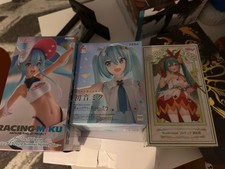 3 Hatsune Miku Figures Japan Racing Miku Summer Holiday + Wonderland Miku + Miku
