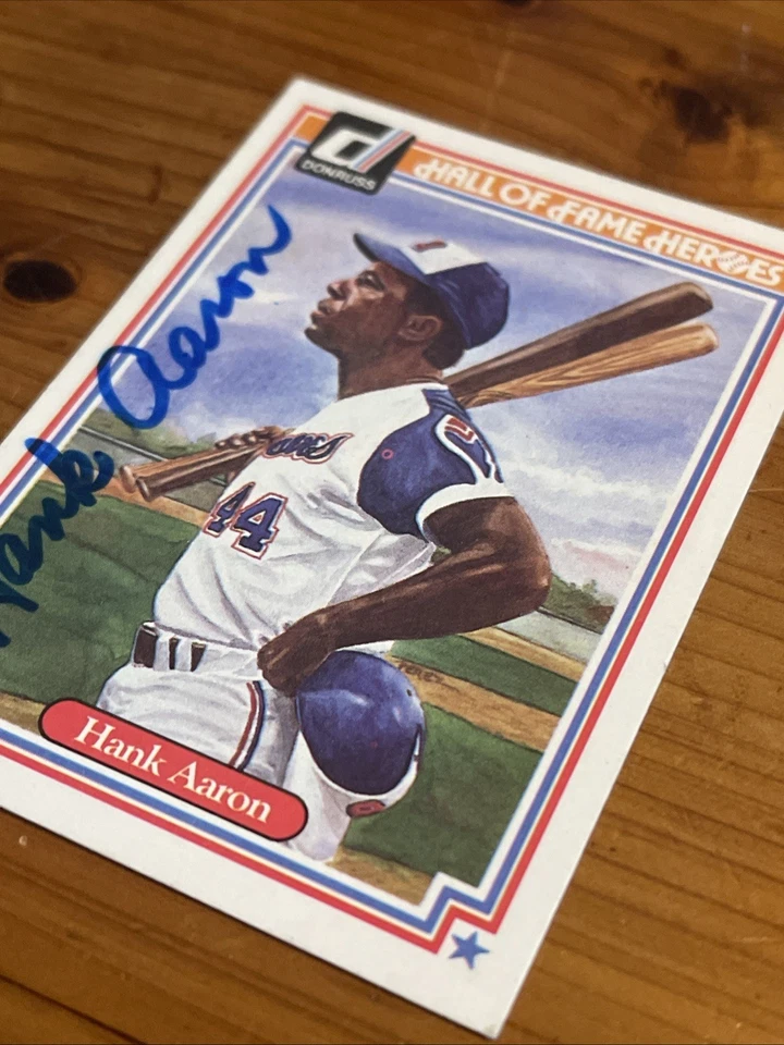 Tarjetas autógrafas 1983 Donruss Salón de la Fama Héroes Hank Aaron. (SIN CERTIFICADO DE AUTENTICIDAD) Foto 3 de 4