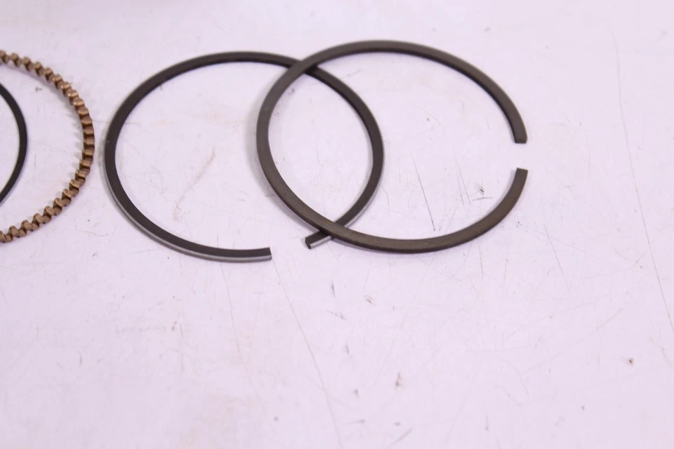 JUEGO DE ANILLOS DE PISTÓN HONDA CB550F CB550K STD X 1 1974 - 1978 OEM 13011-374-000 Foto 3 de 4