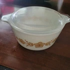 Pyrex Butterfly Gold 474-B Casserole 1.5 Qt. With Lid Vintage EUC