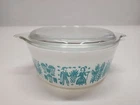 1950s-60s Pyrex, Amish Butterprint, 1 1/2 Pint Casserole Dish with Lid, No. 472