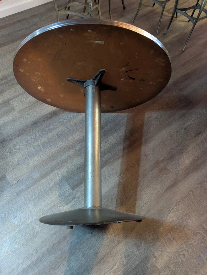 Auténtico juego de mesa y silla Soda Fountain años 50 - estilo toledo Foto 4 de 4